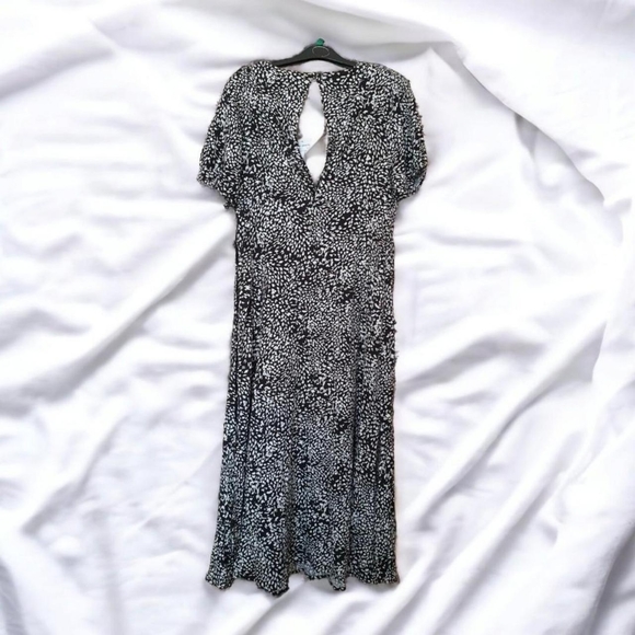 Free People  black and white midi dressAbstract Print BNWT Size uk 12 - Picture 2 of 5